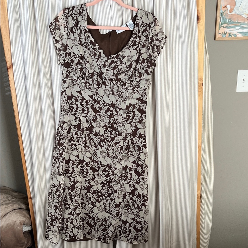 Vintage Floral Brown and Cream Midi Dress